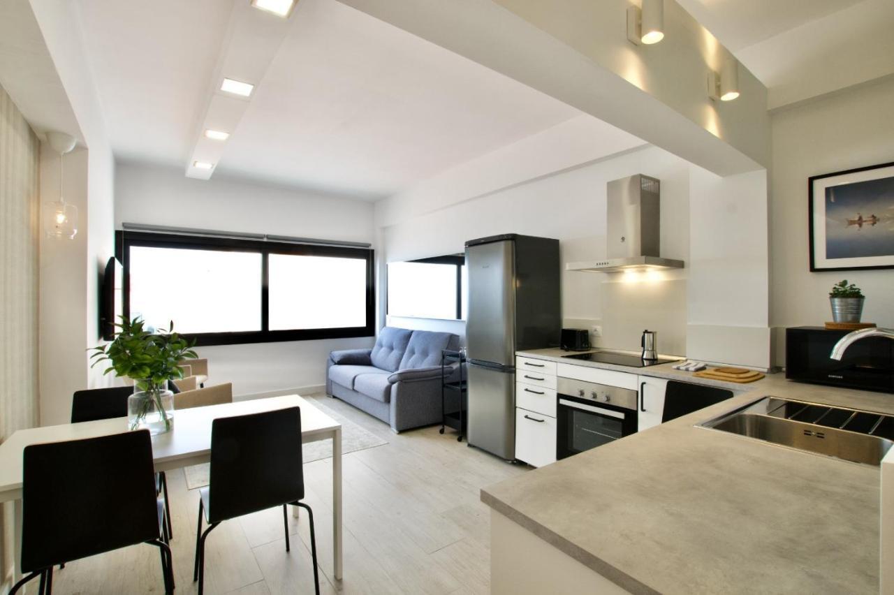 Homeforguest Apartamento Con Vistas A Las Canteras Las Palmas de Gran Canária Exterior foto